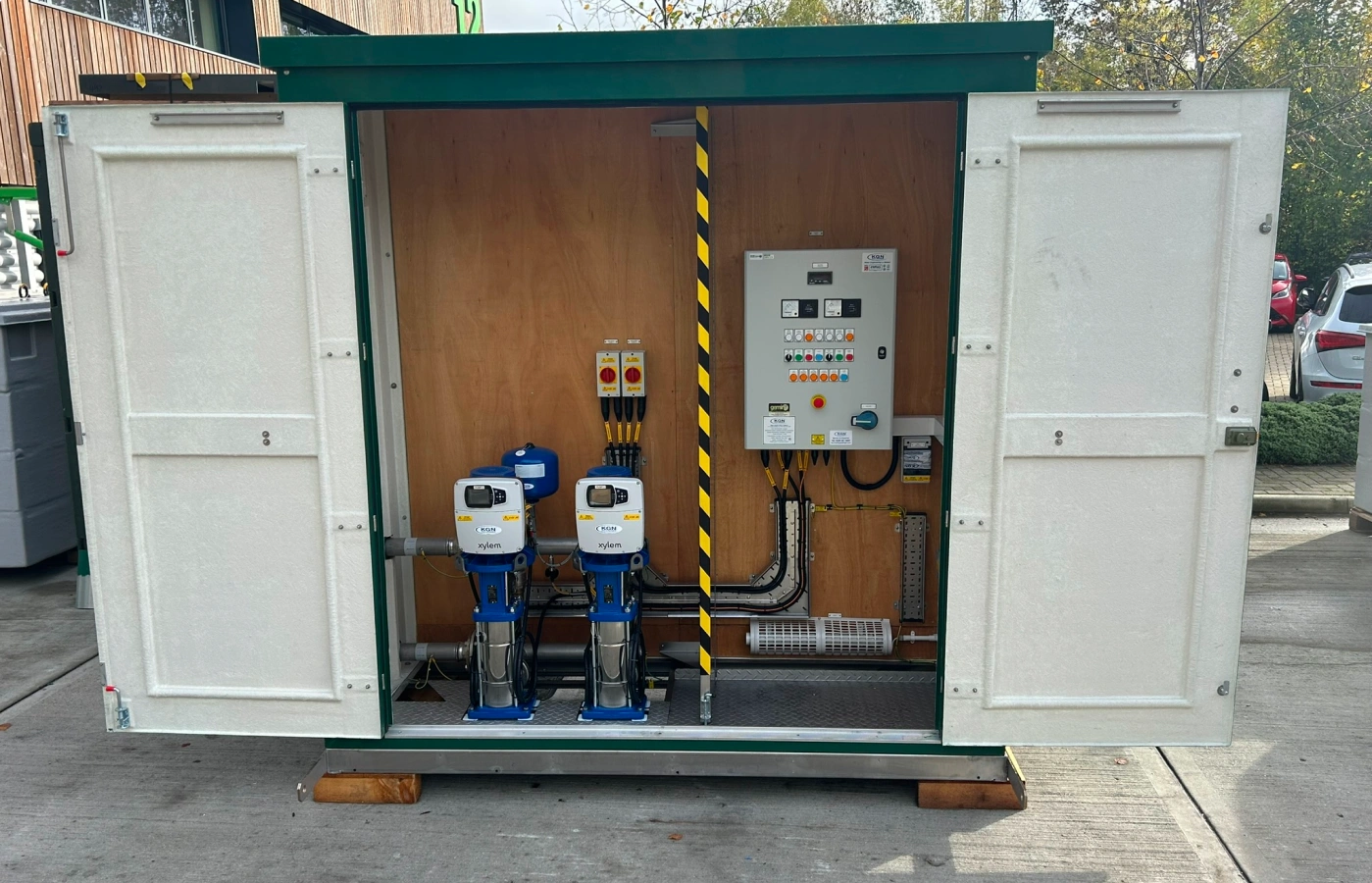 Above-ground kiosk